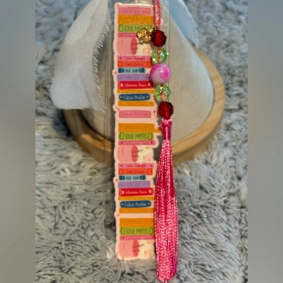 Acrylic bookmark “books” design, tassel and beads. NWOT - Picture 3 of 7